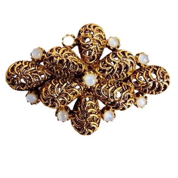 Vintage Filigree Faux Moonstone Brooch Gold Tone Metal Pin 60s Victorian Revival - Picture 1 of 6